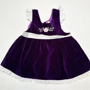 Vintage Tawil Velvet Pinnie